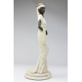 statueta " Art Deco Elegant Lady ". Auro Belcari. 1987 new old stock !